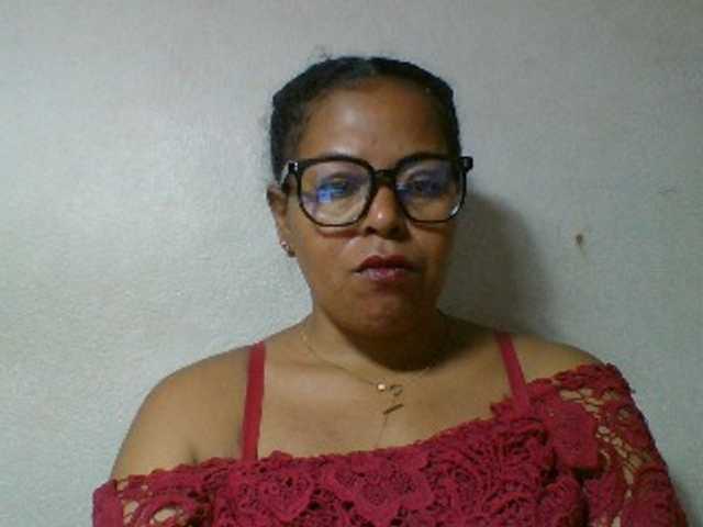 Barbie12 live cam on BongaCams