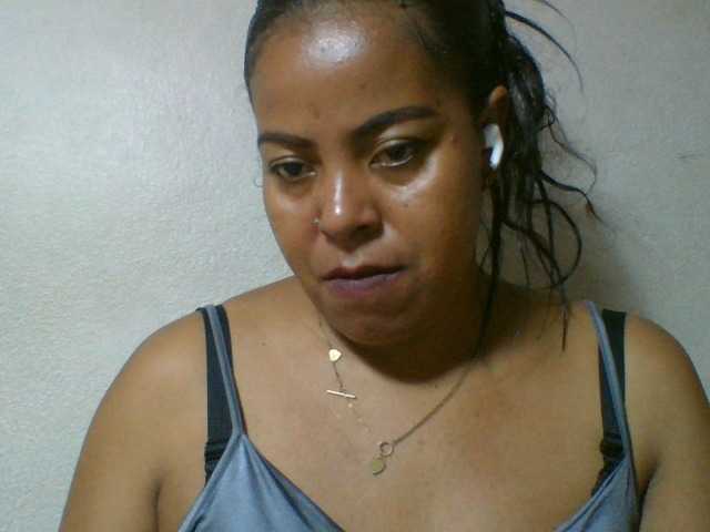 Barbie12 live cam on BongaCams