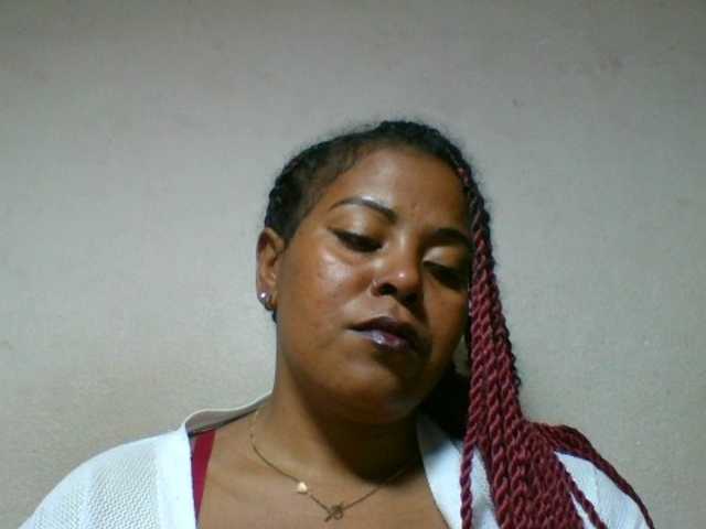Barbie12 live cam on BongaCams