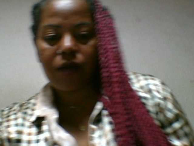 Barbie12 live cam on BongaCams