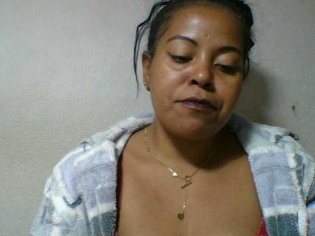 Barbie12 live cam on BongaCams