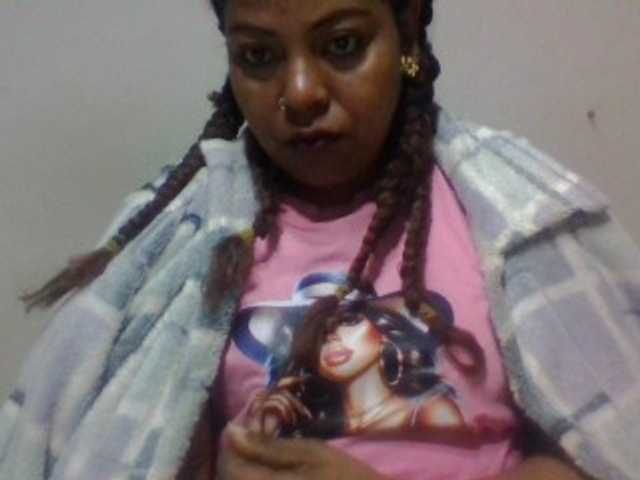 Barbie12 live cam on BongaCams