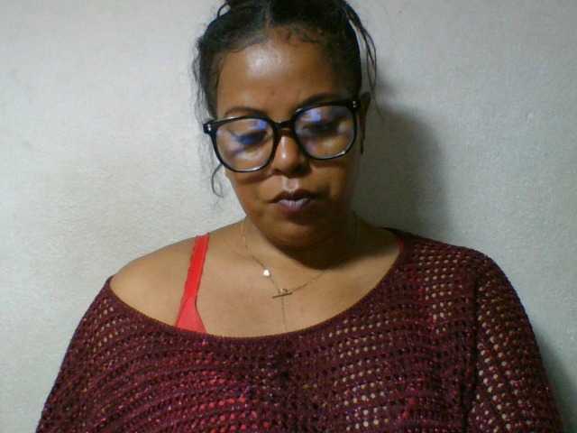 Barbie12 live cam on BongaCams