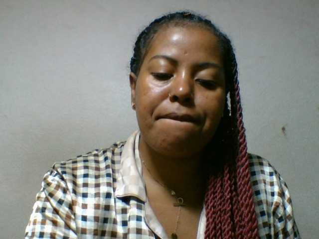 Barbie12 live cam on BongaCams