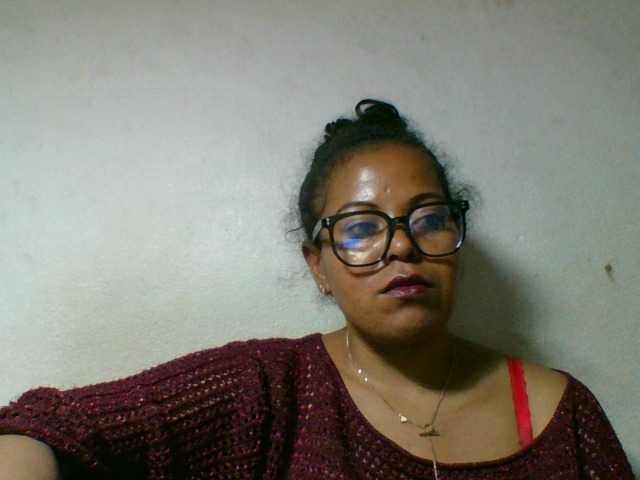 Barbie12 live cam on BongaCams