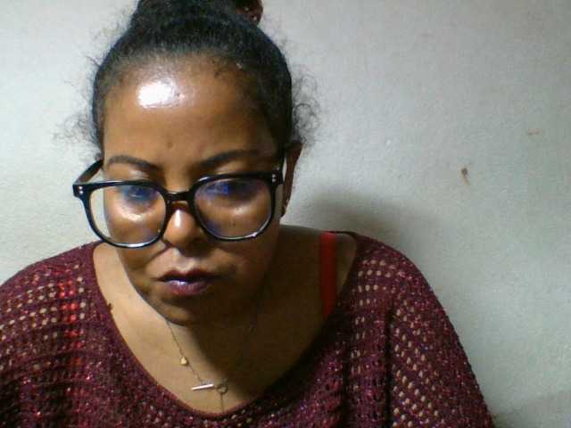 Barbie12 live cam on BongaCams