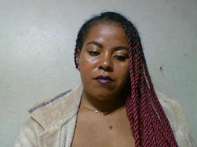 Barbie12 live cam on BongaCams