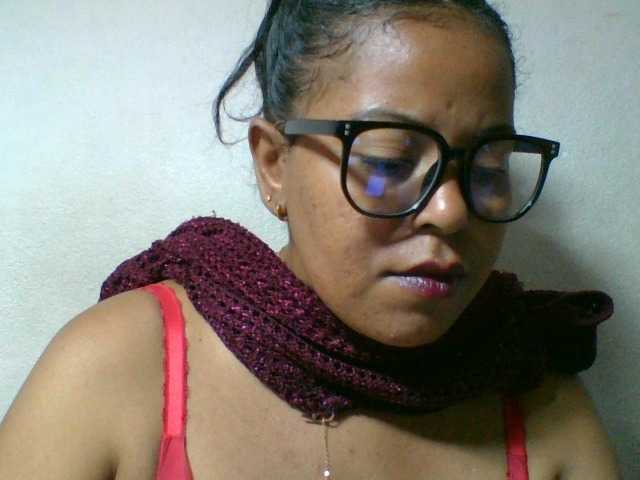 Barbie12 live cam on BongaCams