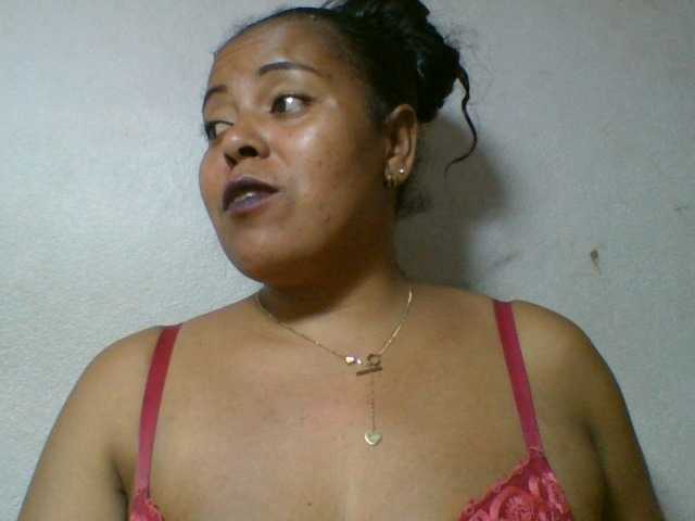 Barbie12 live cam on BongaCams