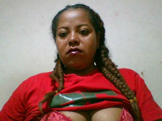 Barbie12 live cam on BongaCams
