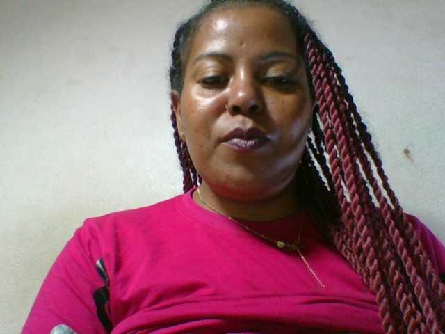 Barbie12 live cam on BongaCams