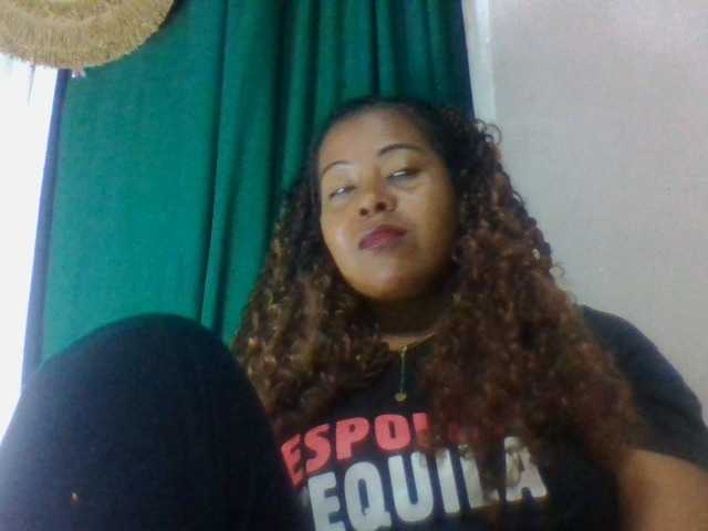 Barbie12 live cam on BongaCams