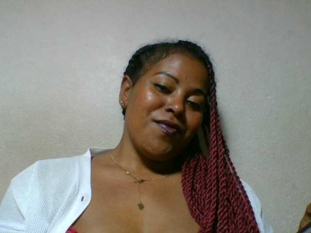 Barbie12 live cam on BongaCams