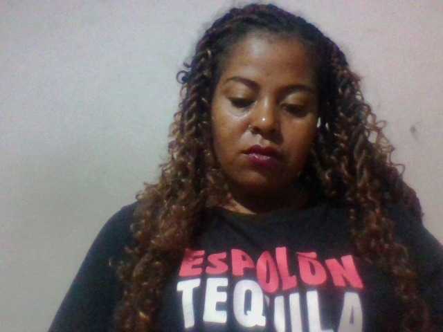 Barbie12 live cam on BongaCams