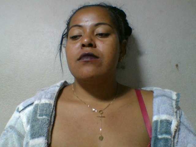 Barbie12 live cam on BongaCams