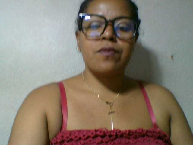 Barbie12 live cam on BongaCams