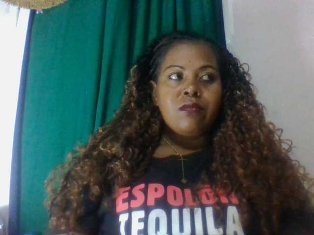 Barbie12 live cam on BongaCams