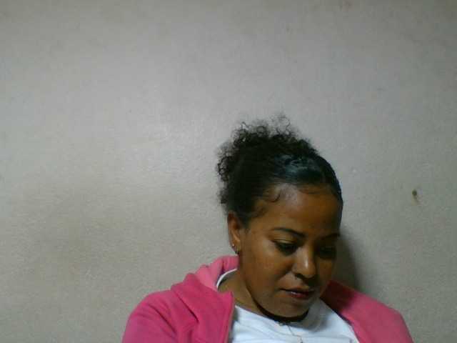 Barbie12 live cam on BongaCams