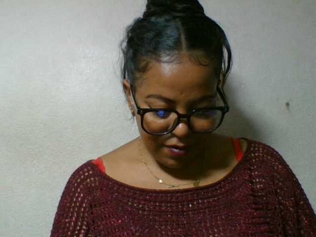 Barbie12 live cam on BongaCams