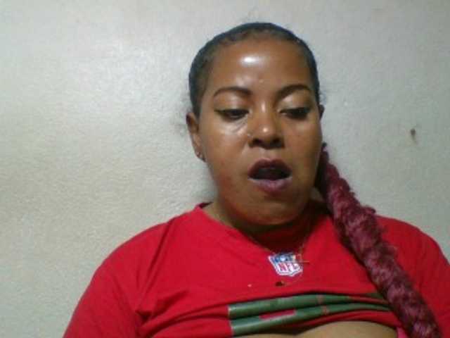 Barbie12 live cam on BongaCams