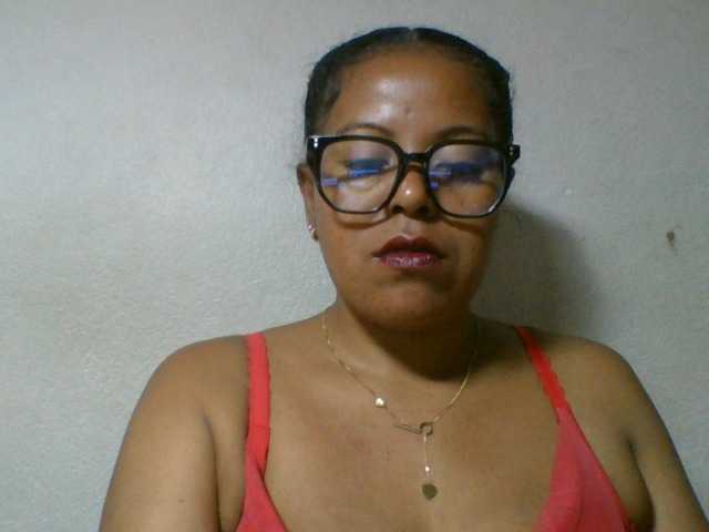 Barbie12 live cam preview