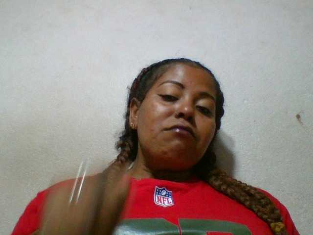 Barbie12 live cam on BongaCams