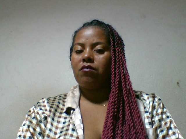 Barbie12 live cam on BongaCams