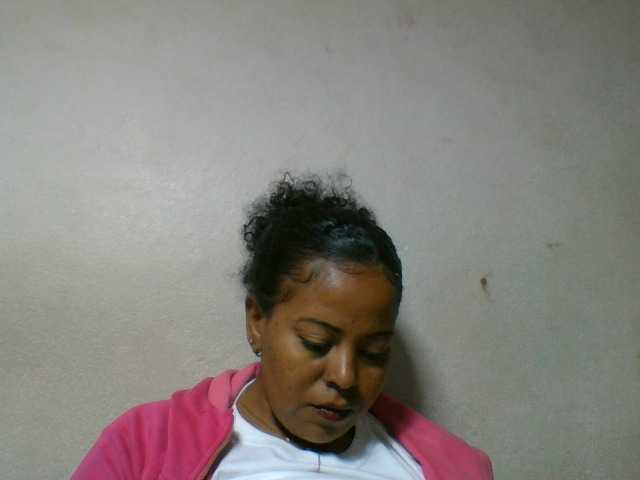 Barbie12 live cam on BongaCams