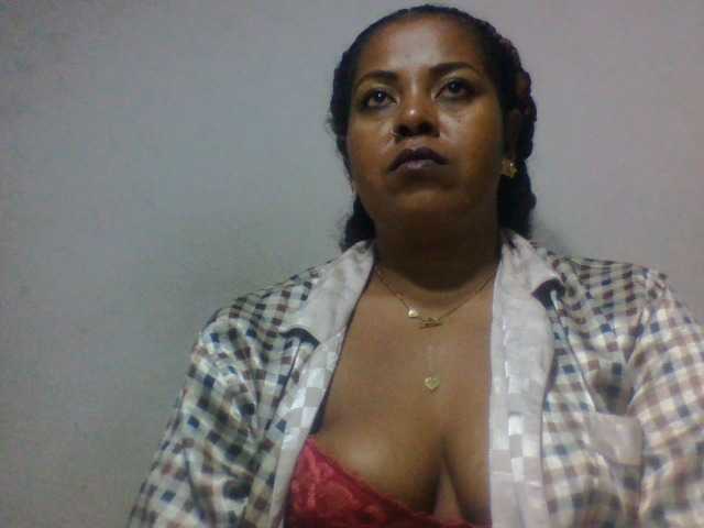 Barbie12 live cam on BongaCams