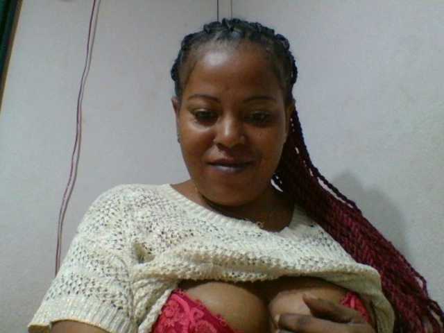 Barbie12 live cam on BongaCams