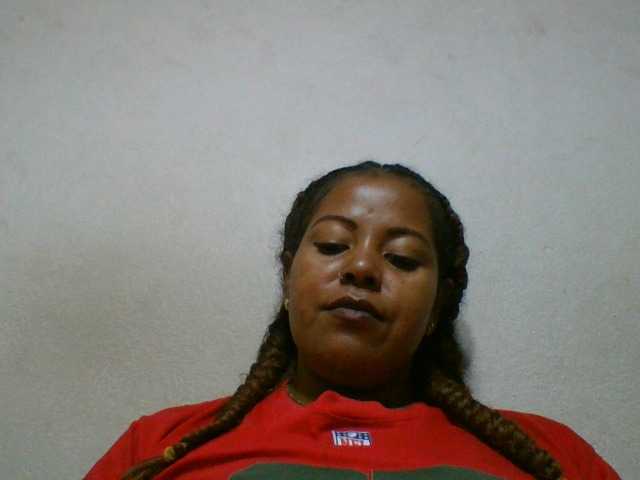 Barbie12 live cam on BongaCams