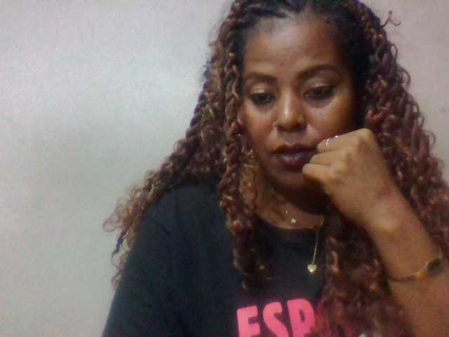 Barbie12 live cam on BongaCams