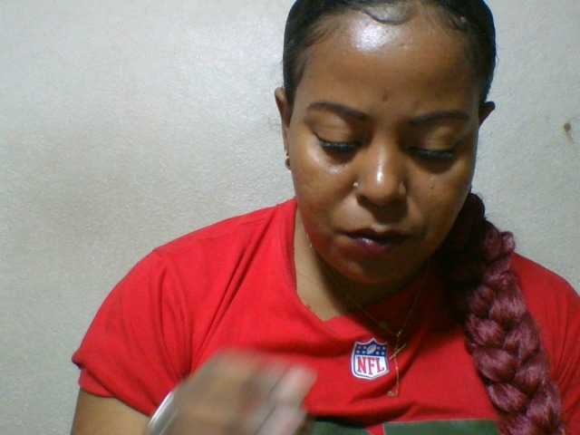 Barbie12 live cam on BongaCams