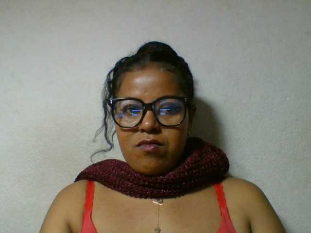 Barbie12 live cam on BongaCams