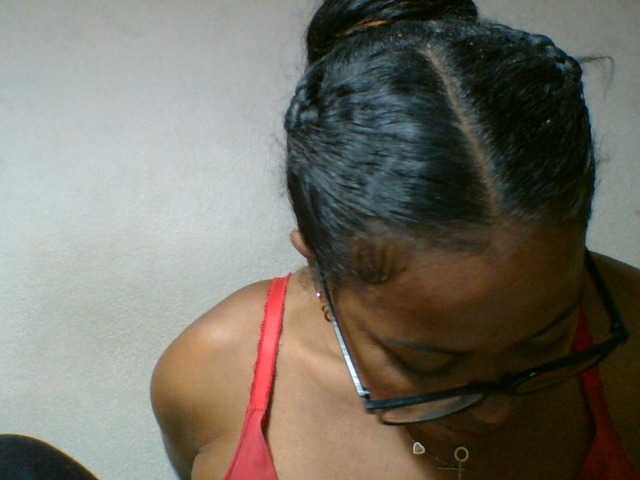 Barbie12 live cam on BongaCams