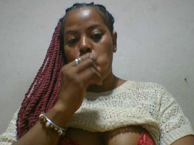 Barbie12 live cam on BongaCams