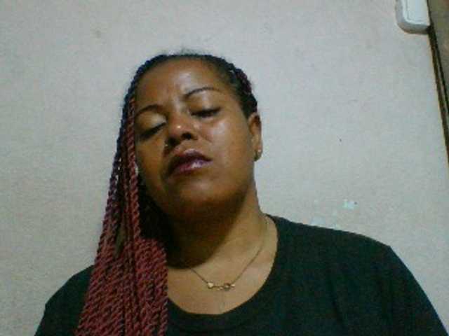 Barbie12 live cam on BongaCams