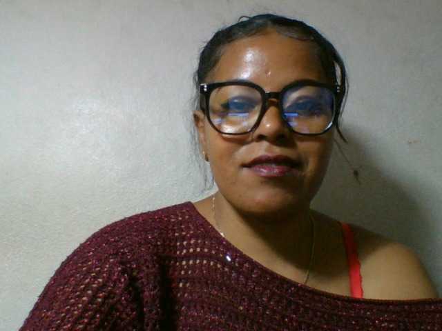 Camgirl Barbie12 sur Bongacams