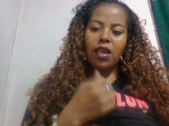 Barbie12 live cam on BongaCams