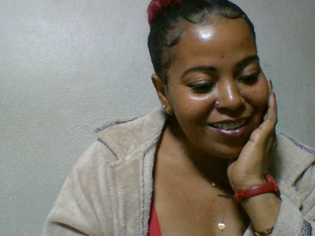 Barbie12 live cam on BongaCams