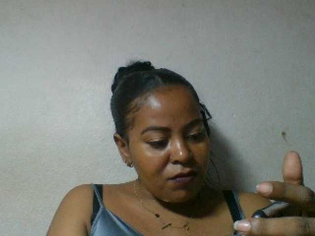 Barbie12 live cam on BongaCams