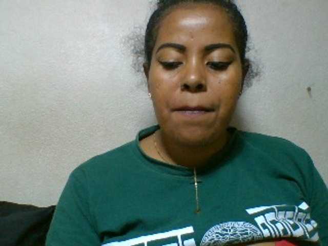 Barbie12 live cam on BongaCams
