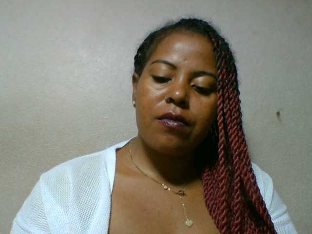 Barbie12 live cam on BongaCams