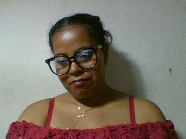 Barbie12 live cam on BongaCams