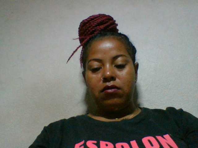 Barbie12 live cam on BongaCams