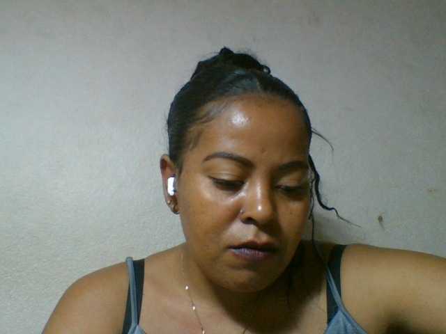 Barbie12 live cam on BongaCams