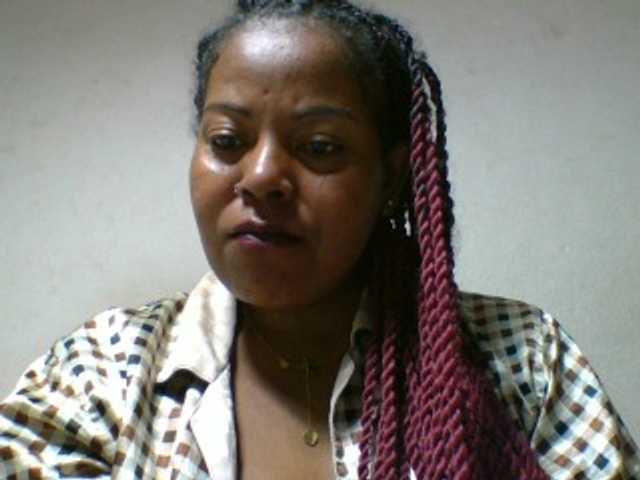 Barbie12 live cam on BongaCams