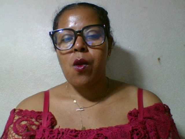 Barbie12 live cam on BongaCams