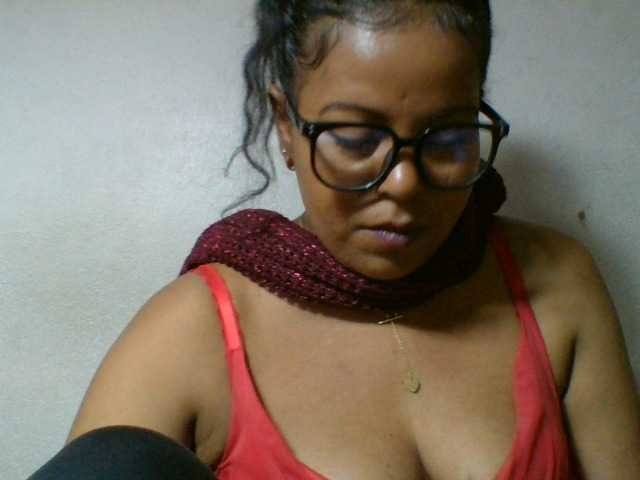 Barbie12 live cam on BongaCams