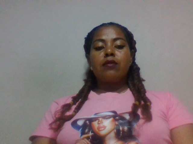 Barbie12 live cam on BongaCams